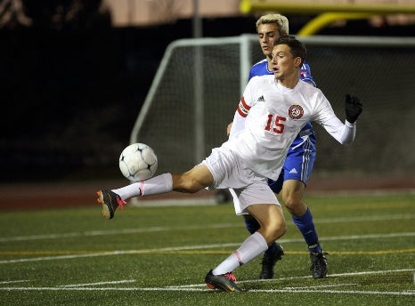 Smoky Hill's Jeff Gillis (15) leads Class 5A in scoring with 21 goals and will be one of the featured players when his Buffaloes take on Boulder for the big-school state title Saturday at Dick's Sporting Goods Park.