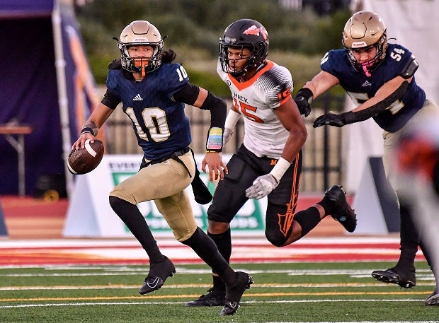 Mater Dei Catholic's Domonic Nankill in the CIF Division 2-AA finals at Saddleback College. (Photo: Louis Lopez)