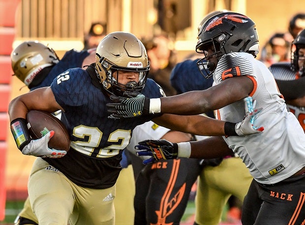 Mater Dei Catholic's Anthony McMillian runs for tough yards in the Crusaders' x-x win over McClymonds in the CIF Division 2-AA finals at Saddleback College. (Photo: Louis Lopez)