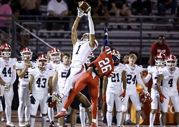 One of three playmakers at Brophy College Prep that had fathers play in the NFL, Devin Fitzgerald rises for a catch earlier this season. The Broncos take on Basha this week in a battle of two of Arizona's top teams. (Photo: Steve Paynter)