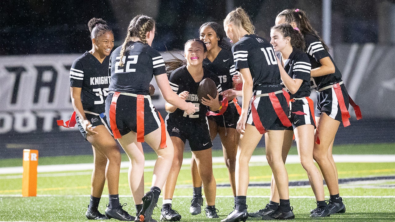 Robinson seeks 10th straight flag football