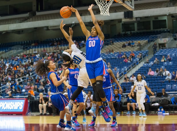 Zarielle Green and Duncanville are the reigning national champions.