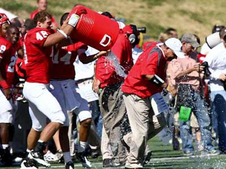 Katy celebrated the victory and undefeated regular season with Gatorade bath.