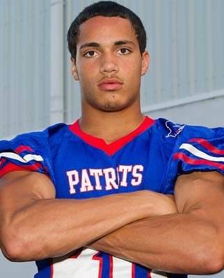 Duke Riley is back at linebacker for Curtis.