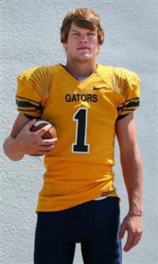 The nation's No. 1 tight end Kent
Taylor has caught 13 TDs in two seasons.