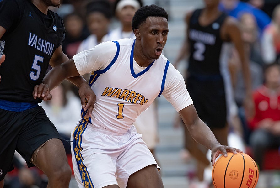 With a year left to play, Jaxson Davis has a chance to threaten Jalen Brunson's county scoring record. (PHOTO: Ricky Slaughter)