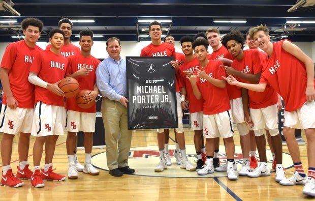 Michael Porter Jr. is honored on senior night at Nathan Hale.