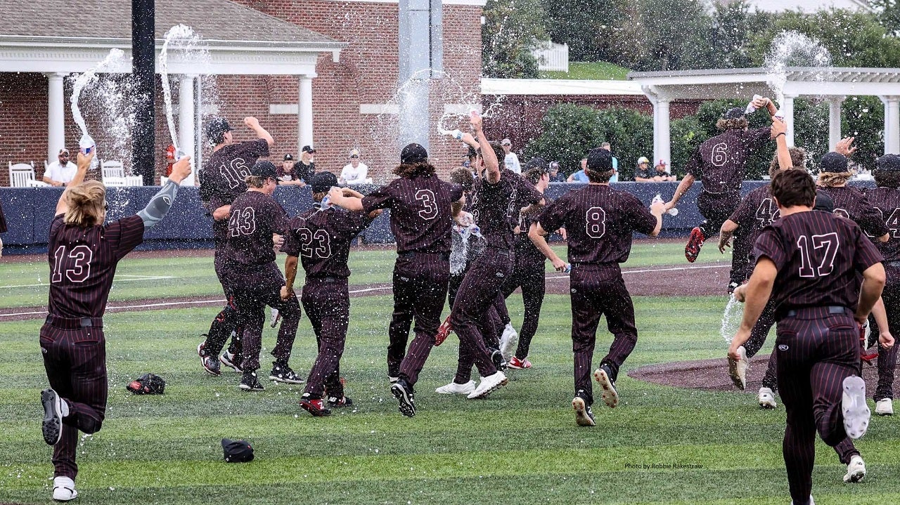 High school baseball rankings: Rockwall-Heath joins MaxPreps Top 25 after winning Texas 6A title 