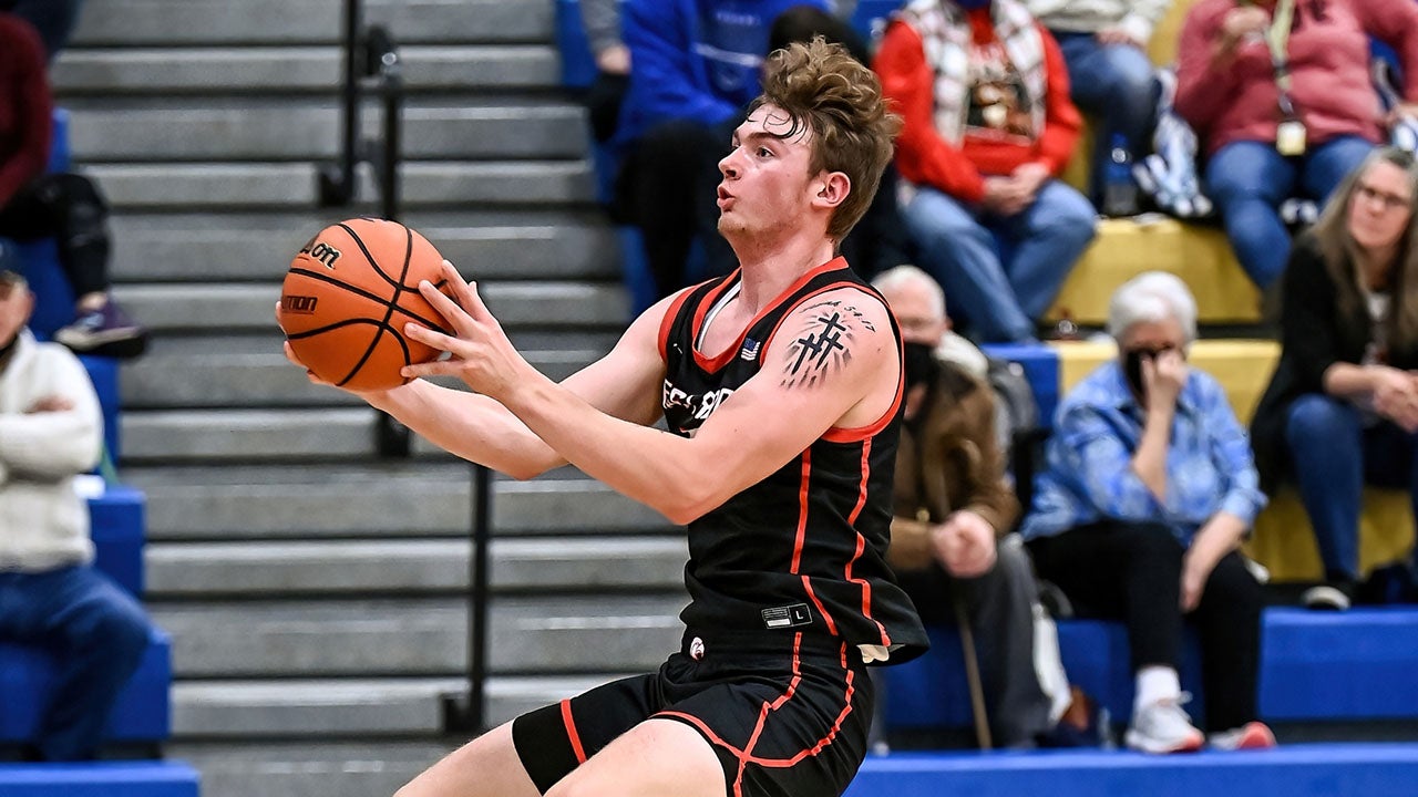 High school basketball North Carolina junior leads national scoring