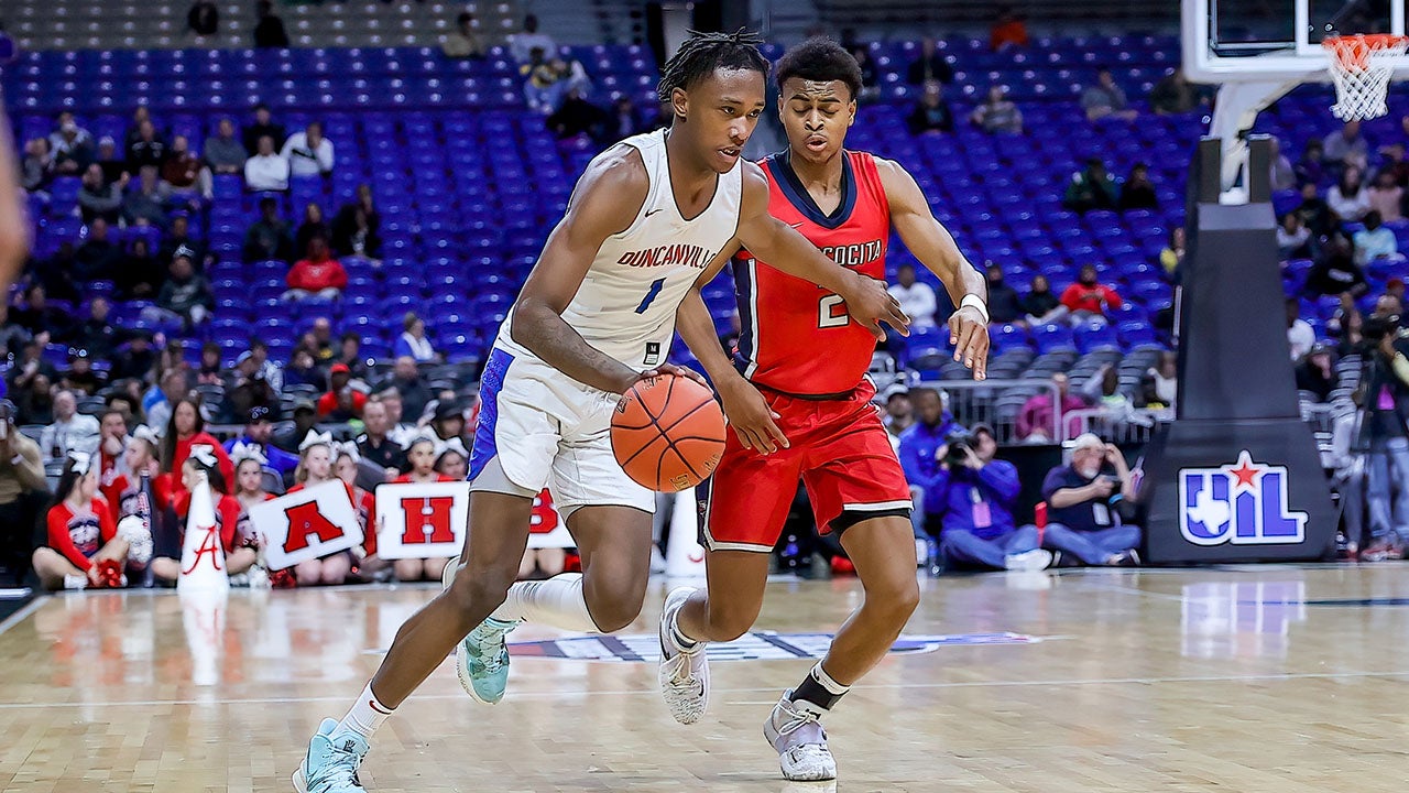 High school basketball Topranked Class of 2023 prospect Ron Holland