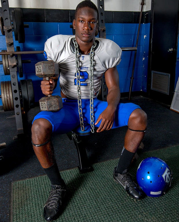Defensive back Kevin Toliver