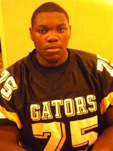 Brandon Shell has committed to
South Carolina.
