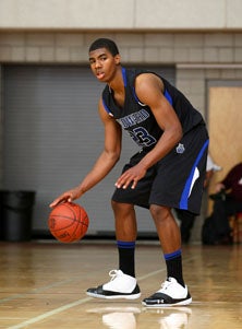 Windward's Wesley Saunders is
averaging more than 20 points
per game.