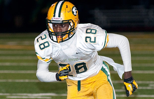 David Dowell and St. Edward beat Cardinal Mooney, 41-14, to move into the top spot in the Midwest.