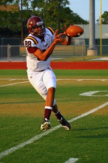 Corey Robinson's father is famous forhis basketball prowess. The son of "The Admiral" is quickly becoming a starhimself, though it's on the gridiron.
