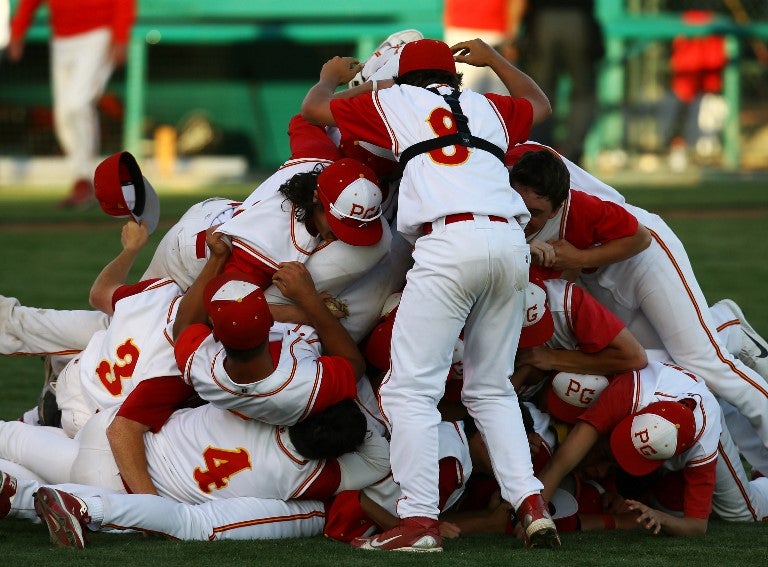 Pacific Grove celebrated an undefeated season in 2013. The Breakers have won 38 games in a row, but that doesn't rank as the best current prep baseball winning streak.