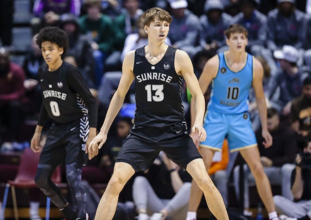 MaxPreps Kansas Player of the Year Matas Buzelis in action during the title game of the Bass Pro Shops Tournament of Champions in January. (Photo: Marty Beck)