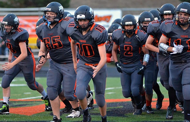 Taft football is the Oregon Team of the Week, presented by the Oregon National Guard.