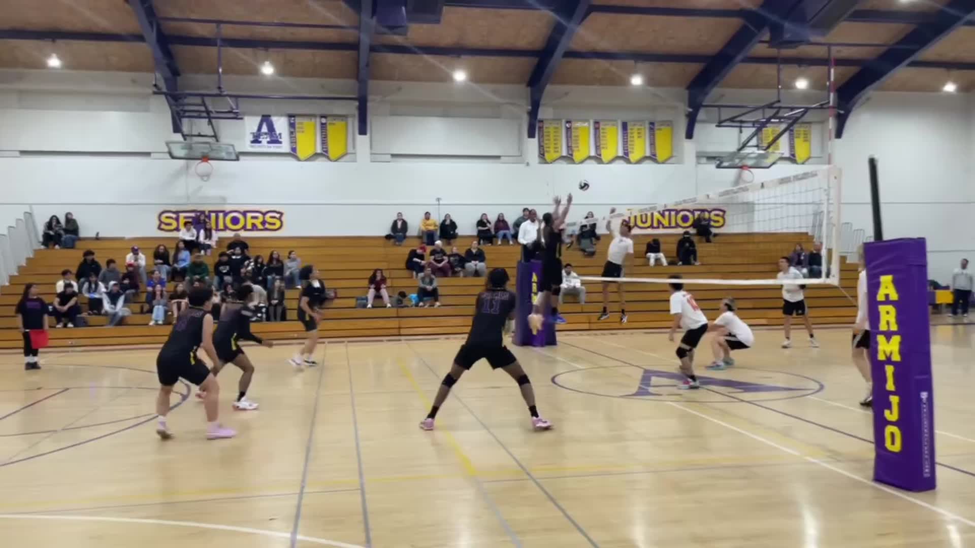 Volleyball Recap: Armijo Takes a Loss