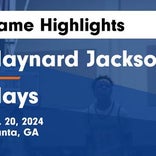 Basketball Recap: Davenport Cox and  Derron Lindsey ii secure win for Mays