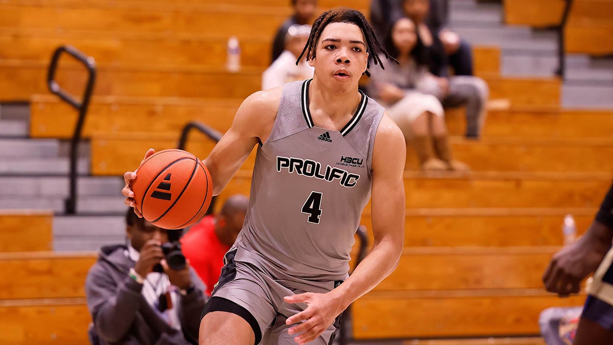 High school basketball: Top-ranked Class of 2026 prospect Tyran Stokes transfers to Notre Dame