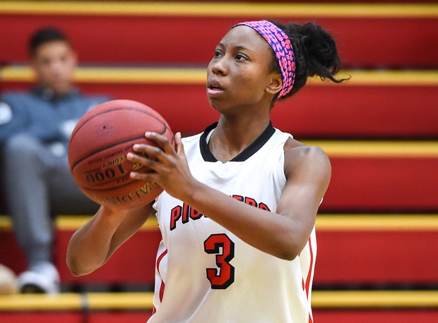 N'dea Flye, Oregon City