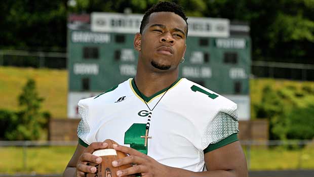 Robert Nkemdiche was the nation's top junior last season.