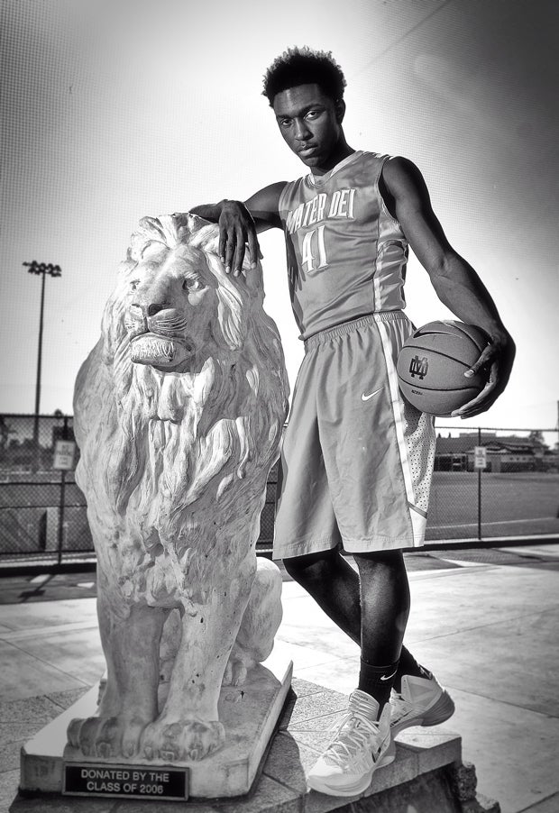 Johnson poses in a preseason team photo shoot.