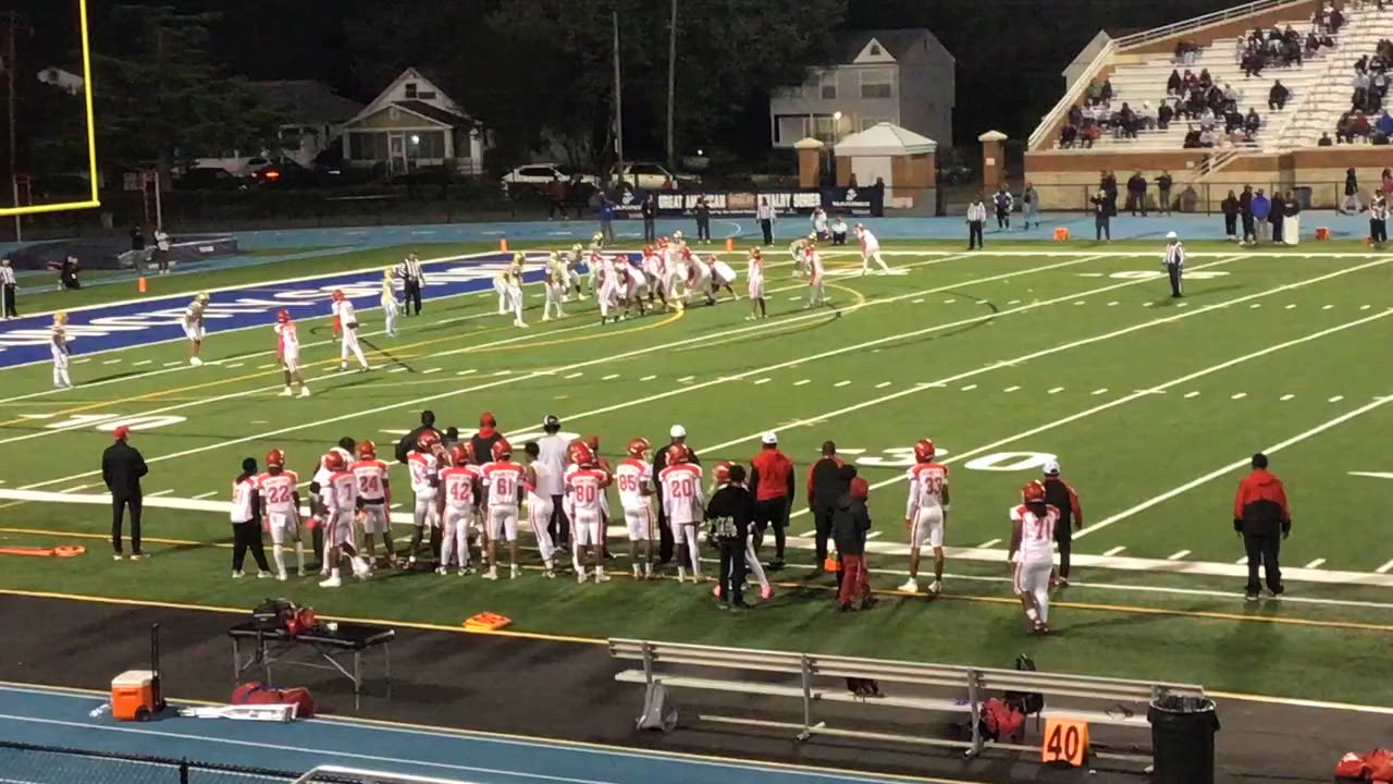 Football Game Preview: Hampton Crabbers vs. Warwick Raiders