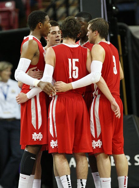 Mater Dei is the favorite once again in California's Division I ranks.