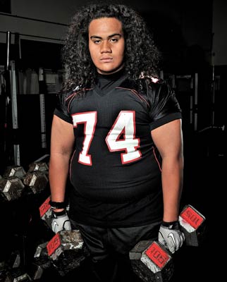 Lio Lafaele is Centennial's top returning
offensive lineman.