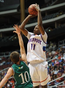 Holbrook's Torrian Epps led his team
with 18 points.