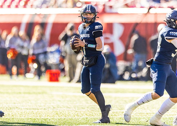 Corner Canyon quarterback Isaac Wilson looks downfield during last season's Class 6A state championship game. (Photo: Caleb Brown)