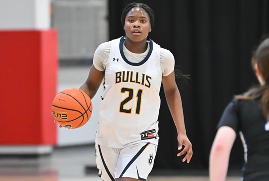 A two-time MaxPreps All-American, Ivanna Wilson Manyacka is one of the nation's top players in the Class of 2027. (PHOTO: Mark Jones)