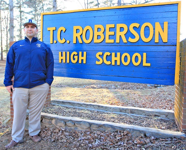 Head coach Eric Filipek