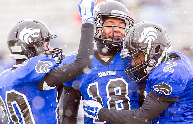 Grandview hopes to once again hold off Valor Christian, this time for a state final berth.