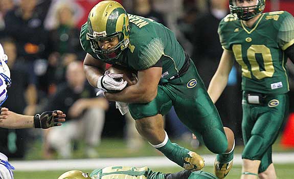 Robert Nkemdiche goes horizontal to get a touchdown for Grayson, which jumped from No. 6 to No. 3 in the rankings.