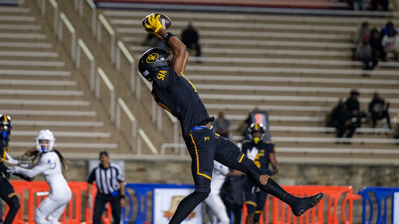 High school football: No. 17 St. Frances Academy knocks off No. 5 IMG Academy 30-3