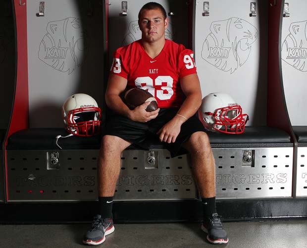 Defensive lineman Cody Gessler