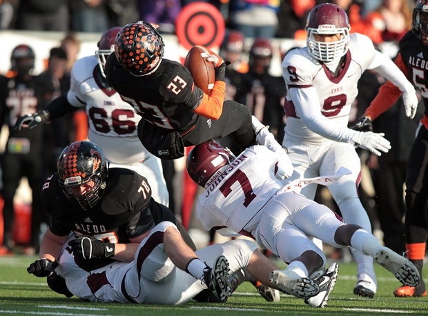 Jess Anders and Aledo took care of winning the 4A-Division II title.
