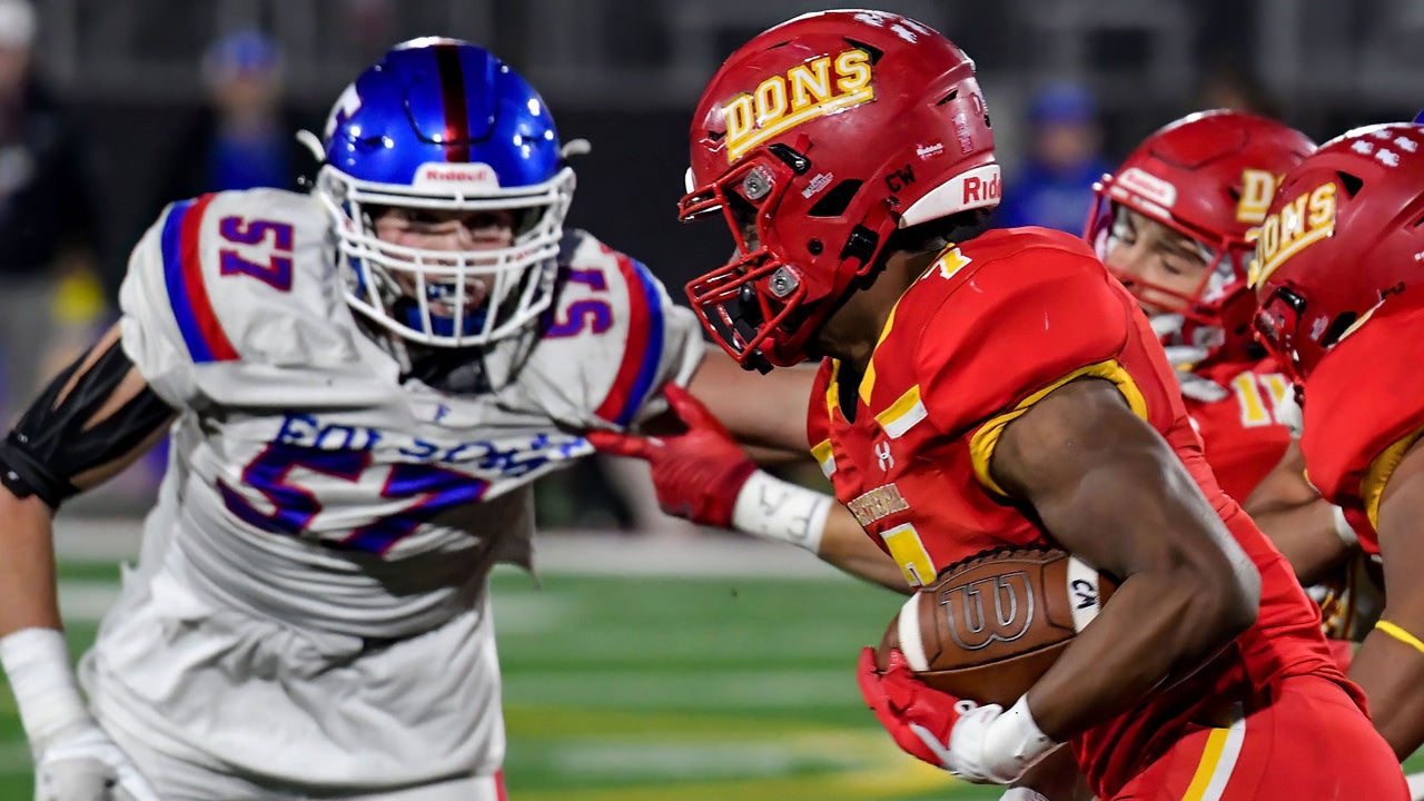 High school football: Cathedral Catholic, Lucky Sutton outlasts Folsom, Tyler Tremain 33-21 in CIF 1-AA championship