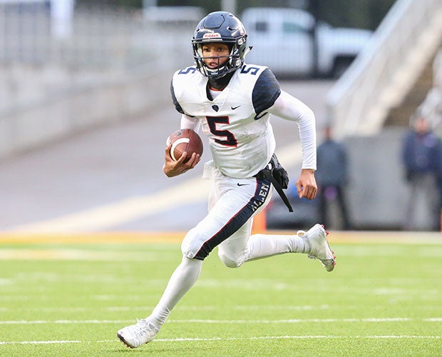 Allen quarterback Raylen Sharpe