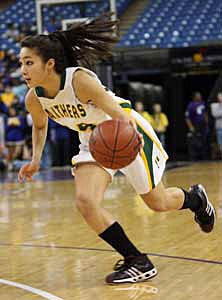 Miranda Seto had 21 points helping
Pinewood to its fifth state title.