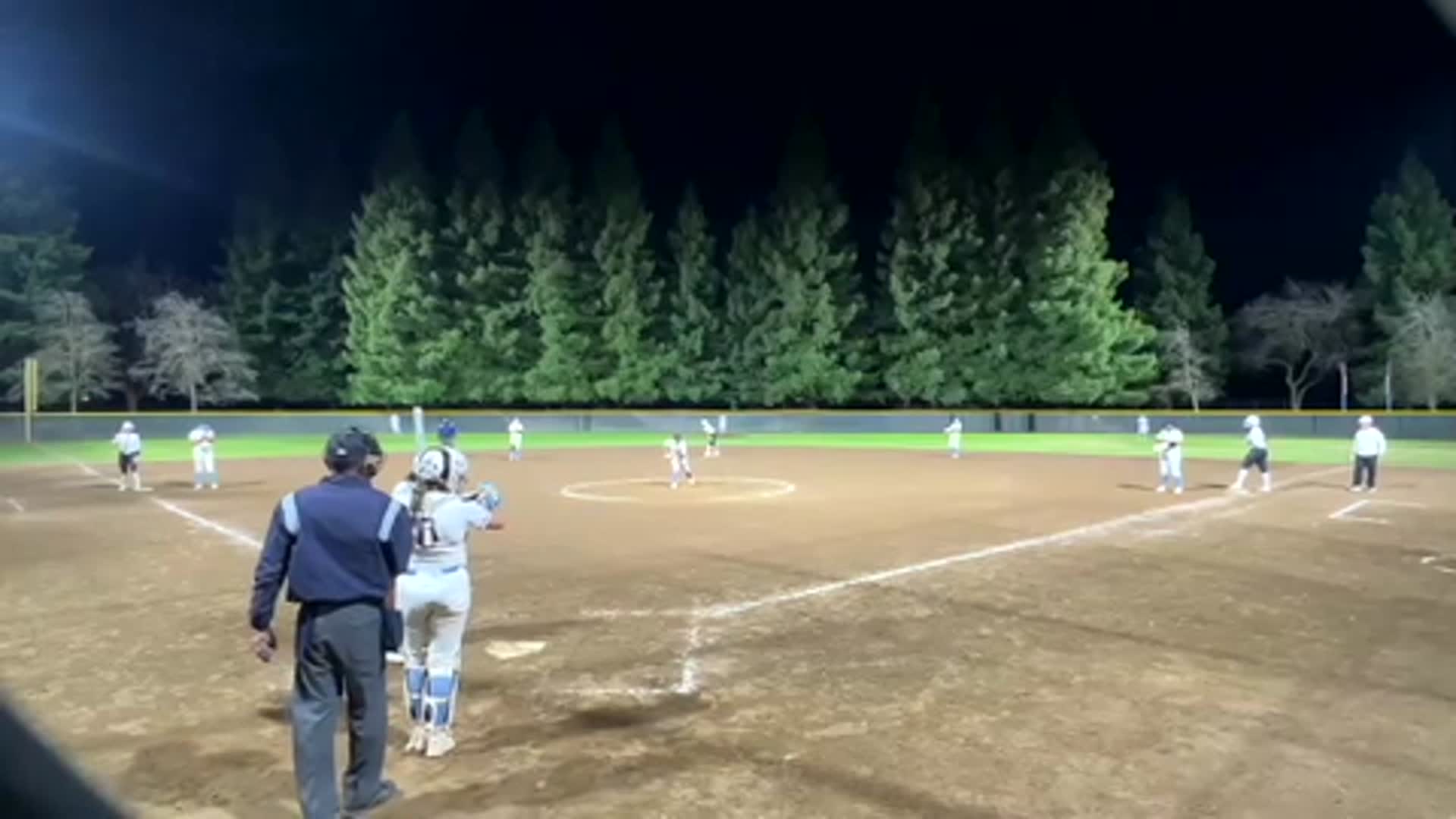 Softball Recap: Dinuba Victorious