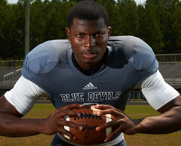 Defensive lineman Lorenzo Carter is the nation's No. 3 recruit according to 247Sports.