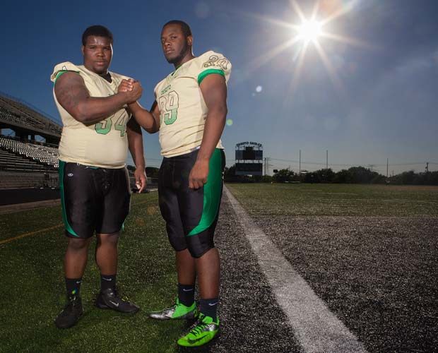 Defensive linemen Bryce English (left) and Shaquel Jackson