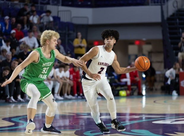 Four-star junior Cayden Boozer finished with a game-high 21 points in the win. (Photo: Jeff Robertson)