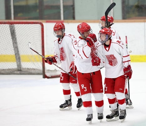 As the defending state champion, Regis Jesuit is still the team to beat this season, but the Raiders figure to get a challenge from the likes of Heritage and Monarch, among others.
