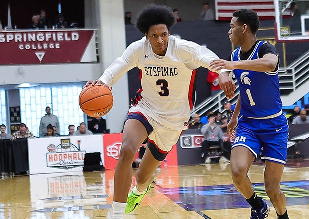 Top 50 USC commit Adonis Ratliff averaged 12.3 points, 8.6 rebounds and 3.5 blocked shots per contest during his junior season. (PHOTO: Lonnie Webb)