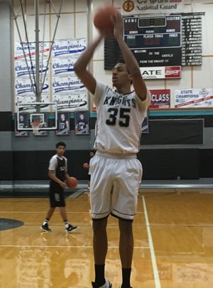 Johnny McCants, Onate